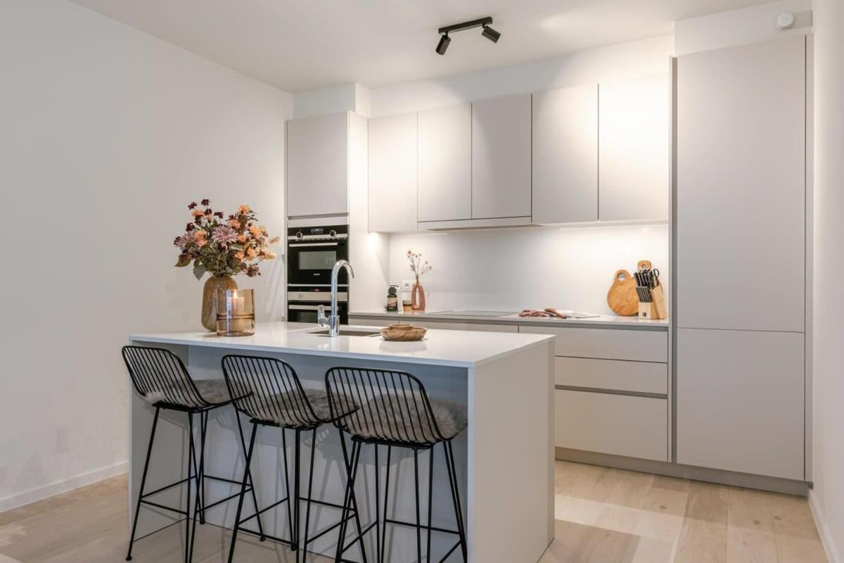 Huswell - Apartment With Terrace Close To The Sea ออสเทนด์ ภายนอก รูปภาพ