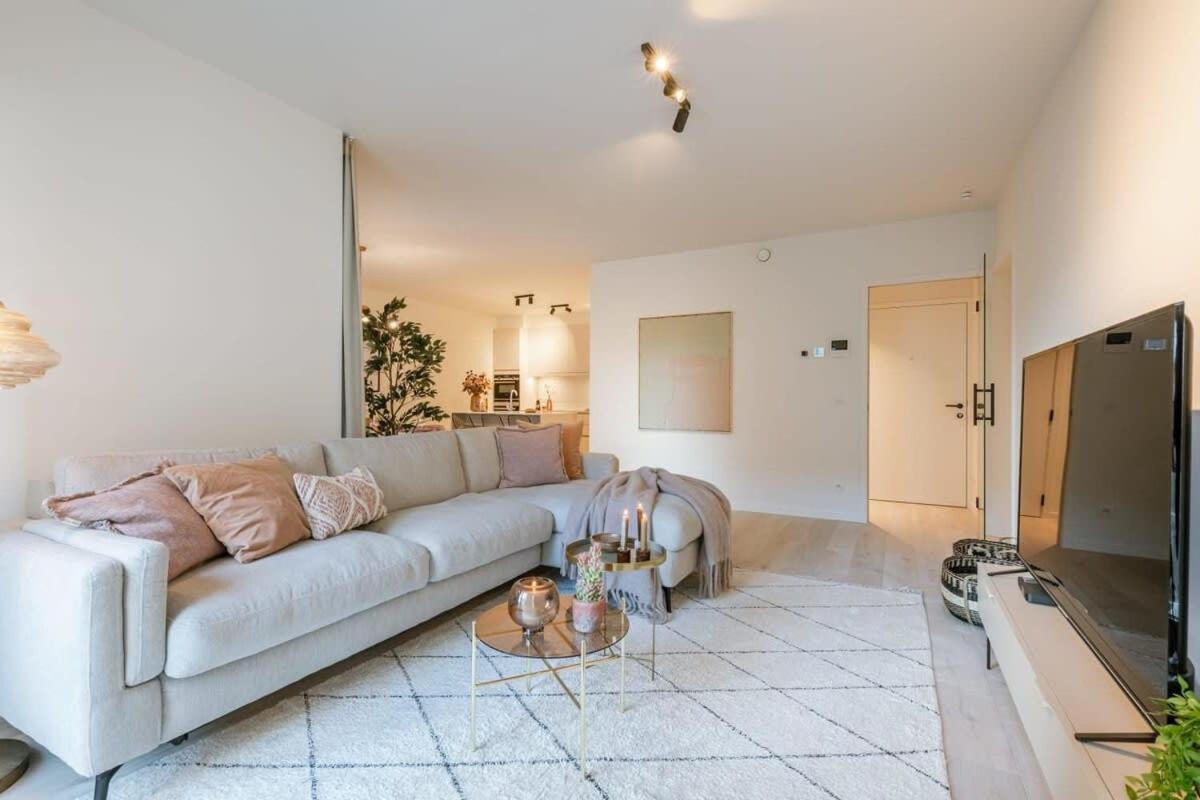 Huswell - Apartment With Terrace Close To The Sea ออสเทนด์ ภายนอก รูปภาพ